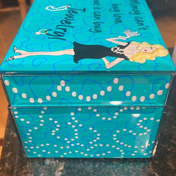 Jewelry box - Picture 6 of 9